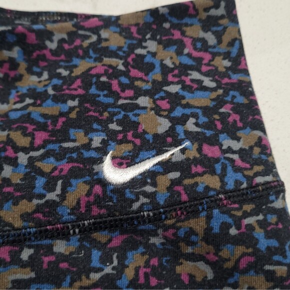 Nike Dri Fit Gym Capri Leggings Women's Size Extra Small XS Excercise 695506-010 - Picture 4 of 7